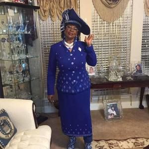 Meet your Posher, Sylvia